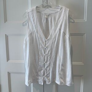 CASLON White V-Neck Sleeveless Blouse - SIZE M